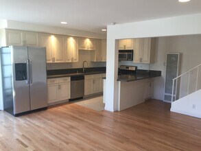 3603 Mentone Ave in Los Angeles, CA - Building Photo - Building Photo