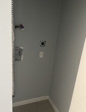 7917 S Phillips Ave in Chicago, IL - Building Photo - Building Photo