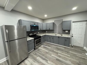 2818 W Mulberry St in Baltimore, MD - Foto de edificio - Building Photo