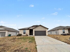 713 Freedom Cir in Nolanville, TX - Building Photo