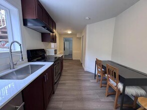 8922 Watson Dr in Delta, BC - Building Photo - Building Photo