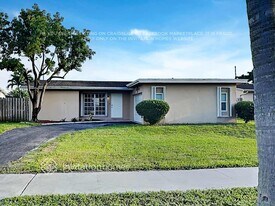 12340 NW 30th Pl in Sunrise, FL - Building Photo