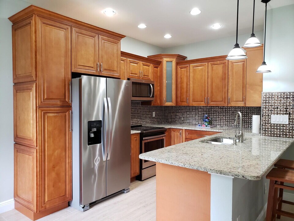 2122 SW 29th Terrace in Cape Coral, FL - Building Photo