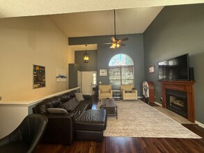 669 Granwood Blvd in Nashville, TN - Foto de edificio - Building Photo