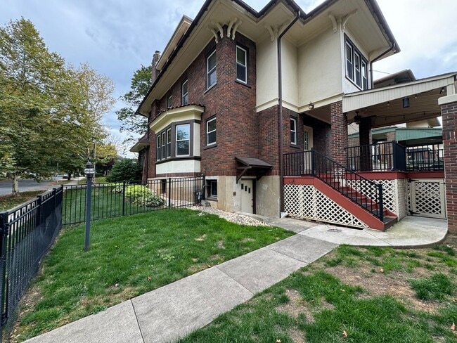 2201 Gordon St in Allentown, PA - Building Photo - Building Photo