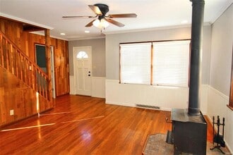 221 Henderson St in Jackson, MO - Building Photo - Building Photo