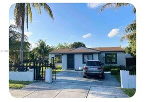 1301 NW 99th St in Miami, FL - Building Photo