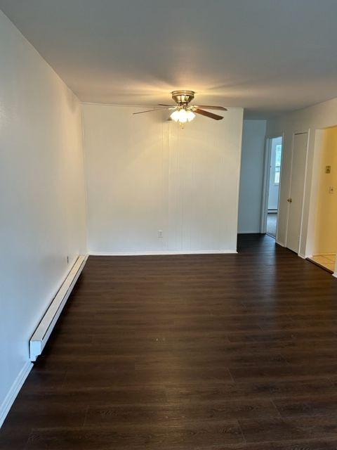 17 White Gate Rd in Wappingers Falls, NY - Building Photo - Building Photo
