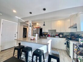 77 Linden St, Unit 2 in Boston, MA - Building Photo