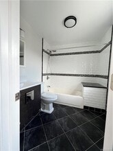 72 Leroy Ave in Yonkers, NY - Building Photo - Building Photo
