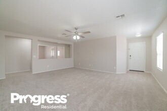 3025 W Silver Sage Ln in Phoenix, AZ - Building Photo - Building Photo