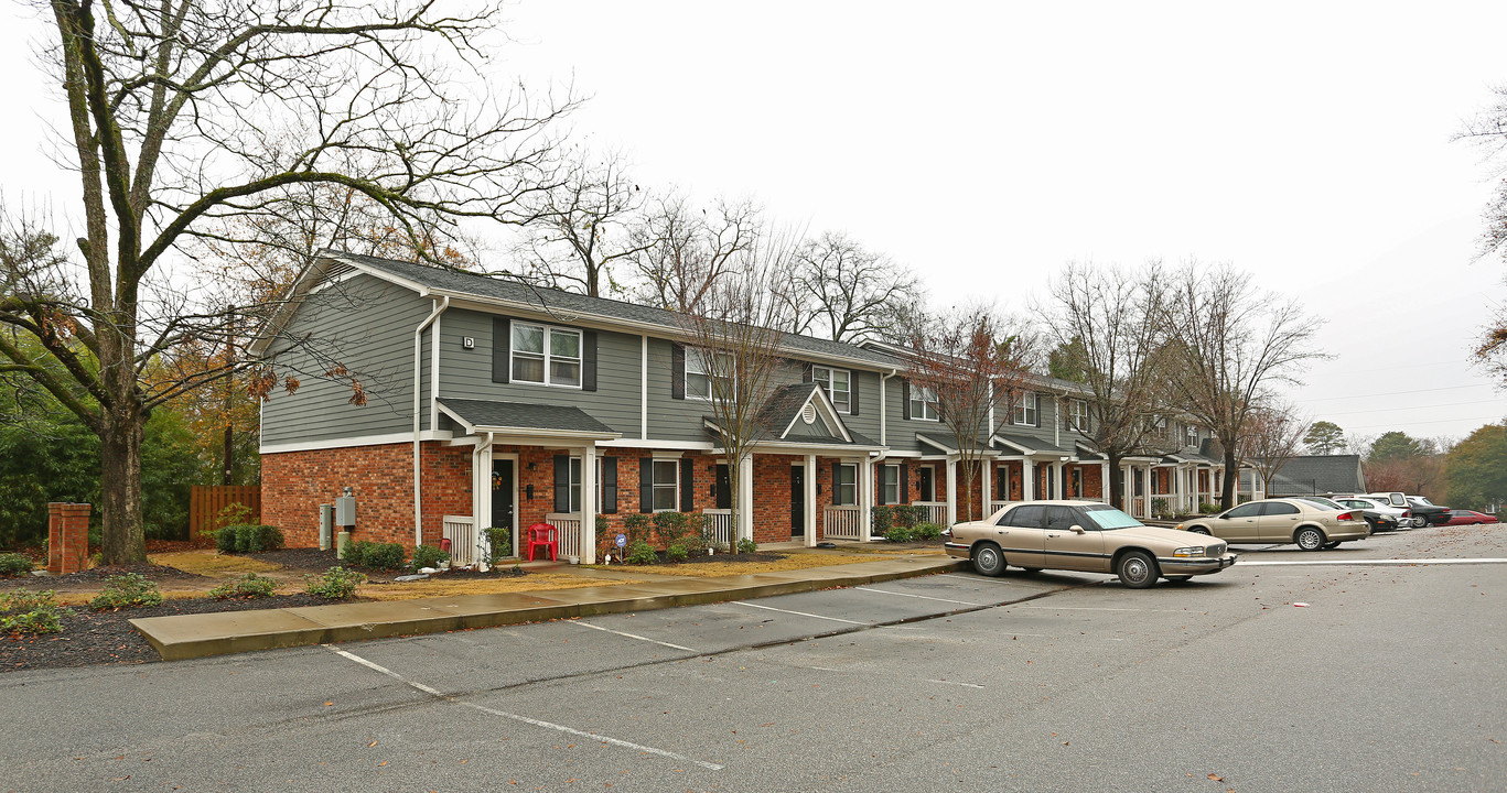 Cypress Place in Columbia, SC - Foto de edificio