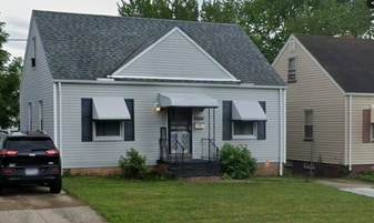 20814 Watson Rd in Maple Heights, OH - Building Photo