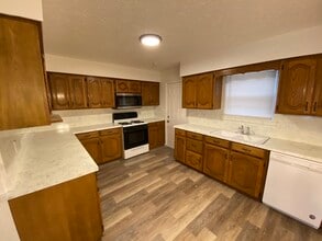 2047 Farola Dr in Dallas, TX - Building Photo - Building Photo