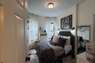 160 E 91st St in New York, NY - Foto de edificio - Building Photo