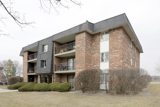 Heritage Manor in Orland Park, IL - Foto de edificio - Building Photo