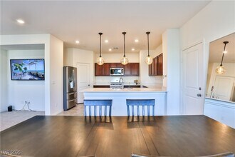 2465 Bellinzona Pl in Henderson, NV - Building Photo - Building Photo