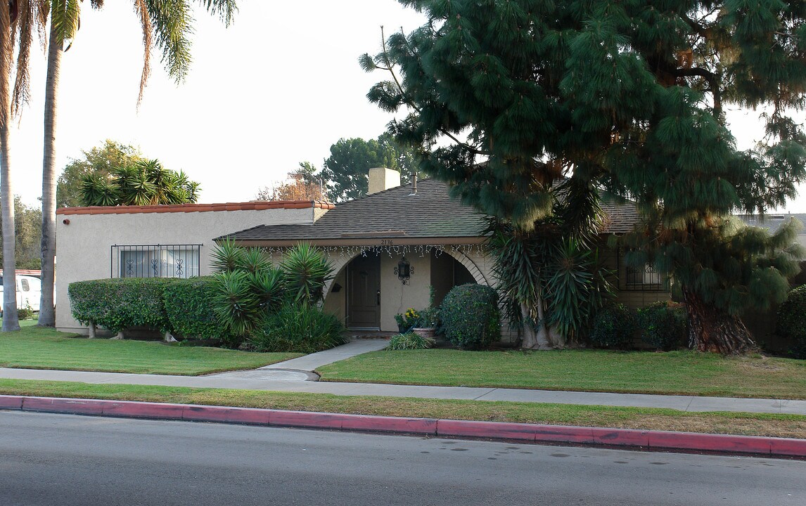 2136 S Euclid St in Anaheim, CA - Building Photo