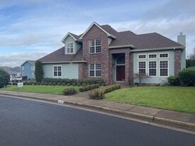 2245 NW Park Terrace in Albany, OR - Building Photo