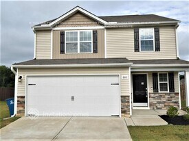 860 Avery Pond Dr in Fuquay Varina, NC - Building Photo