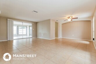 3205 Moog Rd in Holiday, FL - Building Photo - Building Photo