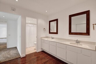 1895 N Vía Miraleste, Unit 1522 in Palm Springs, CA - Foto de edificio - Building Photo