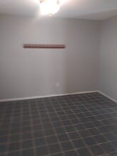 72 Caesar Dr in Bristol, CT - Building Photo - Building Photo