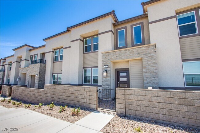 property at 252 Walsh Peak Ave