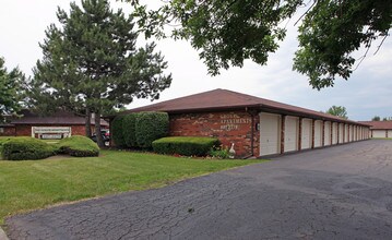 The Grove Apartments in Grove City, OH - Building Photo - Building Photo