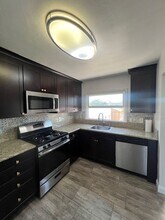 8816 La Mesa Blvd in La Mesa, CA - Building Photo - Building Photo