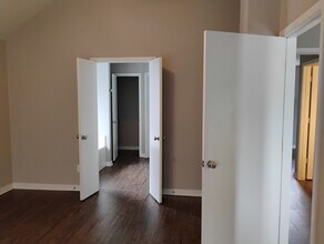 3905 Victoria Ave in College Station, TX - Foto de edificio - Building Photo