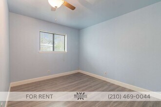 800 Brooks Ave in Schertz, TX - Building Photo - Building Photo