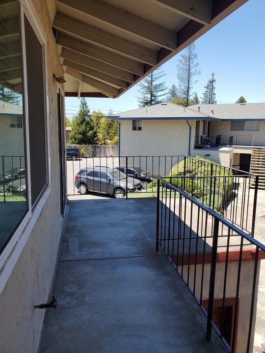 936 Weldwood Ct in Los Gatos, CA - Building Photo