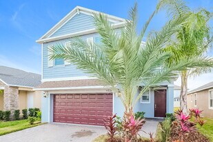 9941 Ivory Dr in Ruskin, FL - Building Photo
