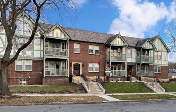 109 Brookford Rd in Syracuse, NY - Building Photo - Building Photo