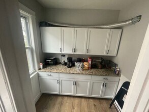 50 Hollywood St in Worcester, MA - Building Photo - Building Photo
