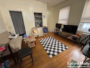 464 Park Dr, Unit 2A in Boston, MA - Building Photo - Building Photo