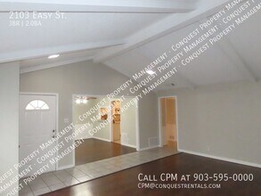 2103 Easy St in Tyler, TX - Building Photo - Building Photo