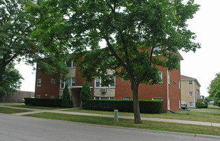 5801 Rose Ave Apartments