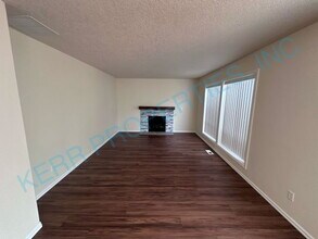 15108 SE Bradford Rd in Clackamas, OR - Building Photo - Building Photo