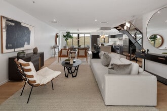 ElmView Residences in Beverly Hills, CA - Foto de edificio - Building Photo