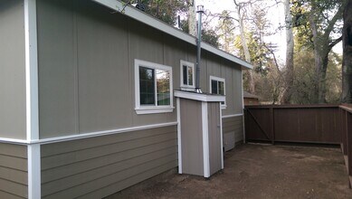 9280 Hwy 9 in Ben Lomond, CA - Building Photo - Building Photo