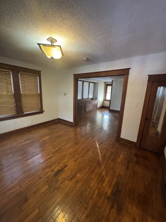 1909 SW Lane St in Topeka, KS - Building Photo - Building Photo