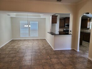 1921 Woodbend Dr in Corpus Christi, TX - Building Photo - Building Photo