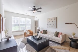 Sage Springs in Elizabethtown, KY - Building Photo