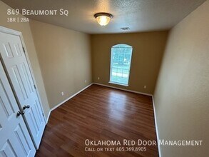 849 Beaumont Square in Norman, OK - Foto de edificio - Building Photo