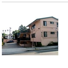 Pico Apartments in Santa Monica, CA - Building Photo - Building Photo