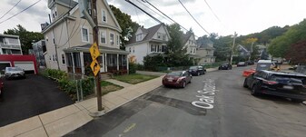 25 Oak Square Ave, Unit 1 in Boston, MA - Building Photo
