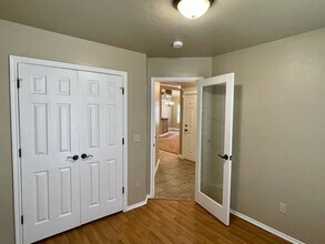 1204 NW 111th St in Oklahoma City, OK - Building Photo - Building Photo