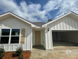205 Burnston Wy in Foley, AL - Building Photo